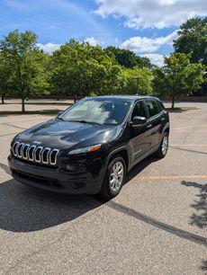 Used 2015 Jeep Cherokee Sport w/ Cold Weather Group
