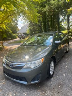 Used 2012 Toyota Camry LE
