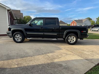 Used 2005 Chevrolet Silverado 1500 4x4 Crew Cab w/ Safe And Sound Package
