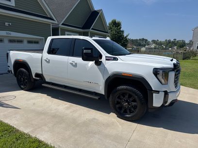 Used 2025 GMC Sierra 2500 AT4 w/ Max Trailering Package
