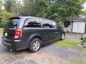 Used 2013 Dodge Grand Caravan SXT
