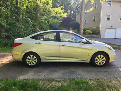 Used 2016 Hyundai Accent SE