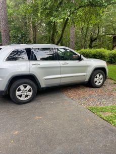 Used 2011 Jeep Grand Cherokee Laredo