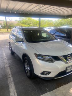 Used 2014 Nissan Rogue SL w/ SL Premium Package