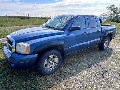 Used 2005 Dodge Dakota Laramie w/ Sport Appearance Group