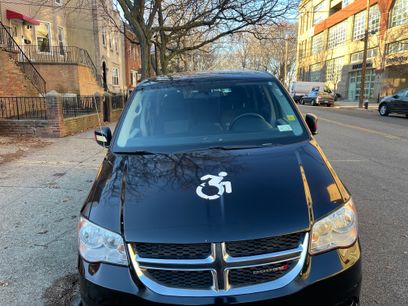 Used 2016 Dodge Grand Caravan SE w/ Quick Order Package 29E SE