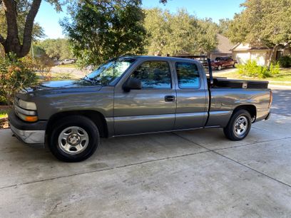 Used 2001 Chevrolet Silverado 1500 2WD Extended Cab w/ Exterior Appearance Pkg