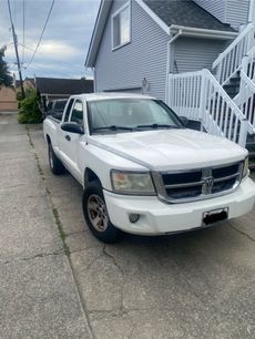 Used 2008 Dodge Dakota SLT