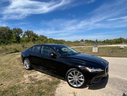 Used 2020 Volvo S60 T6 Momentum