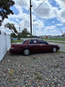 Used 2004 Ford Crown Victoria LX