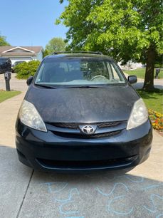 Used 2008 Toyota Sienna XLE