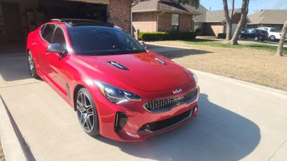 Used 2022 Kia Stinger GT2