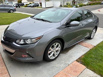 Used 2018 Chevrolet Volt Premier w/ Driver Confidence Package