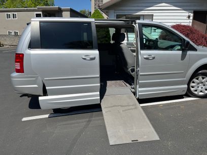 Used 2010 Chrysler Town & Country LX