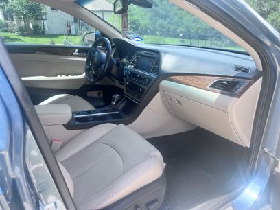 Used 2017 Hyundai Sonata Limited w/ Ultimate Package 04