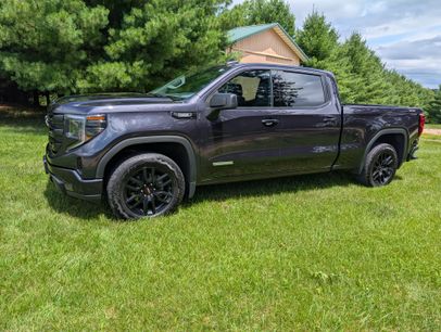 Used 2023 GMC Sierra 1500 Elevation