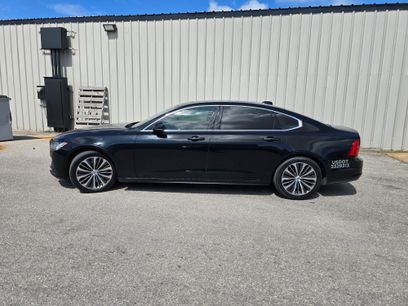Used 2020 Volvo S90 T6 Momentum