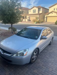 Used 2005 Honda Accord Hybrid Sedan