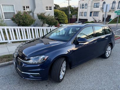 Used 2018 Volkswagen Golf SEL