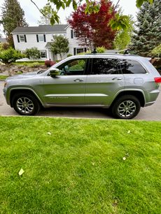 Used 2014 Jeep Grand Cherokee Overland w/ Advanced Technology Group