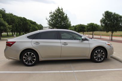 Used 2018 Toyota Avalon XLE Premium