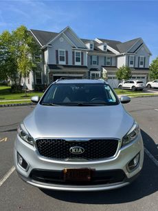 Used 2016 Kia Sorento EX