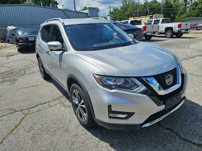 Used 2018 Nissan Rogue SL