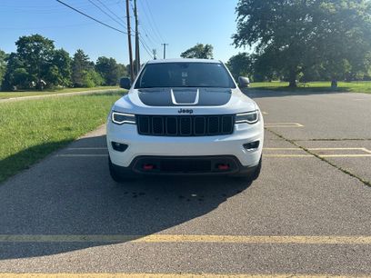 Used 2018 Jeep Grand Cherokee Trailhawk w/ Trailhawk Luxury Group
