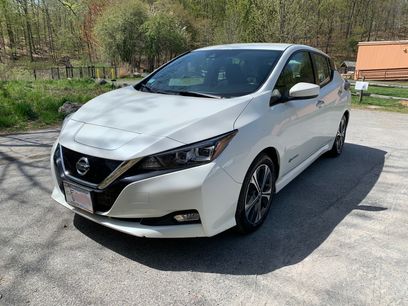 Used 2018 Nissan Leaf SV w/ SV Technology Package