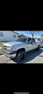 Used 2005 Chevrolet Silverado 2500 LT w/ Heavy-Duty Power Package