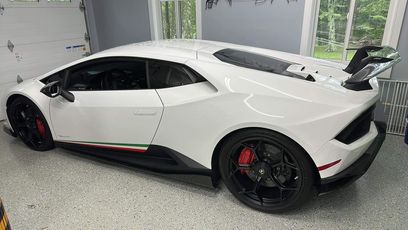 Used 2018 Lamborghini Huracan Performante