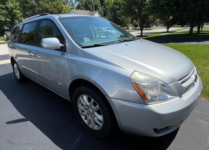 Used 2010 Kia Sedona EX