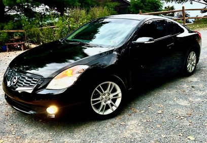 Used 2008 Nissan Altima 3.5 SE w/ Premium Pkg