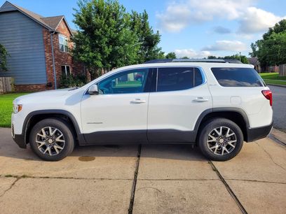 Used 2021 GMC Acadia SLE w/ Driver Convenience Package