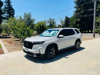 Used 2025 Honda Pilot Touring