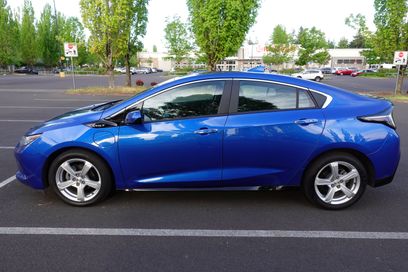 Used 2017 Chevrolet Volt LT w/ Comfort Package