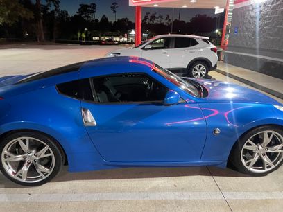 Used 2009 Nissan 370Z Touring w/ Sport Pkg