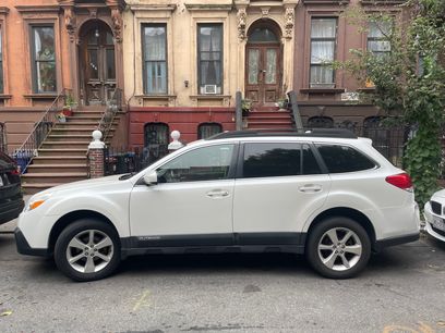 Used 2014 Subaru Outback 2.5i Limited w/ Moonroof Package