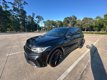 Used 2022 Volkswagen Tiguan SEL R-Line
