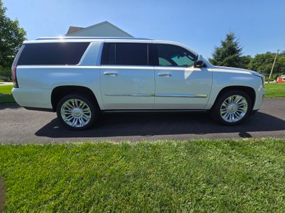Used 2017 Cadillac Escalade ESV Platinum