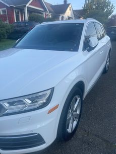 Used 2018 Audi Q5 2.0T Premium Plus w/ Premium Plus Package