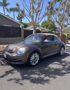 Used 2013 Volkswagen Beetle 2.5 70's Edition