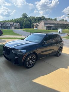 Used 2020 BMW X5 xDrive40i w/ M Sport Package