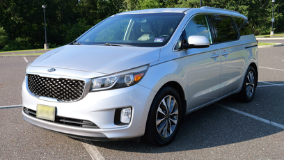 Used 2015 Kia Sedona SX