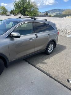 Used 2016 Kia Sorento LX w/ LX Convenience Package