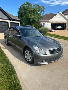 Used 2013 INFINITI G37 x Sedan w/ Premium Pkg