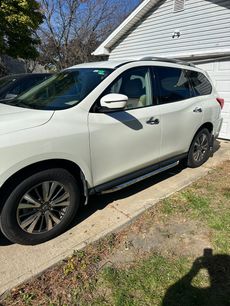 Used 2019 Nissan Pathfinder SV