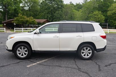 Used 2012 Toyota Highlander FWD