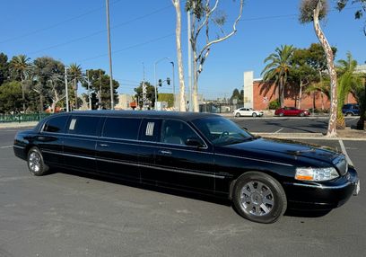 Used 2007 Lincoln Town Car Executive