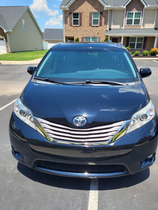 Used 2017 Toyota Sienna XLE